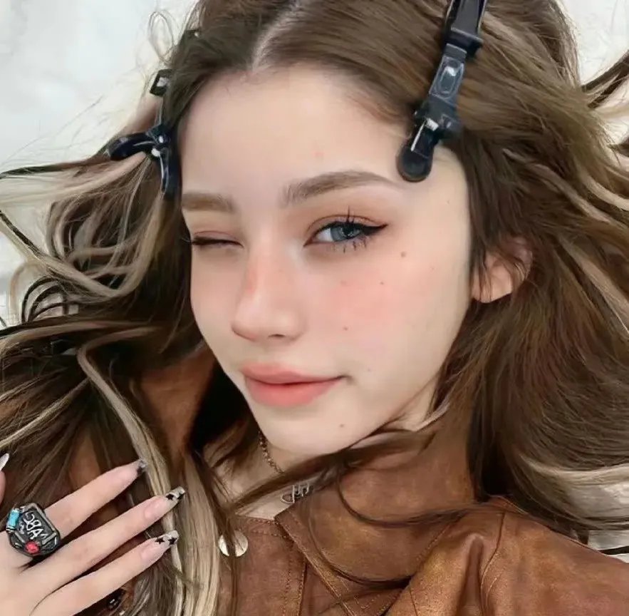 花豹少女队:勇闯西班牙
